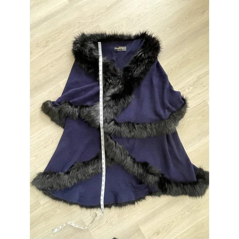 Donna Lepure Navy 100% Wool Knit Shawl Wrap Women Old Money Mob Wife Faux Fur
